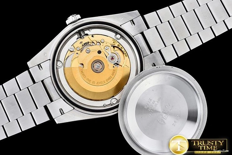 0103 RDD0206B – DayDate Bright 672